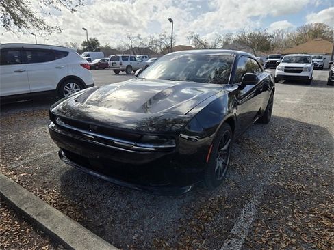 Used 2024 Dodge Charger Daytona Scat Pack w/ Plus Group image 3