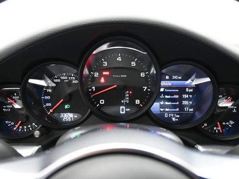 Used 2017 Porsche 911 Carrera RWD image 12