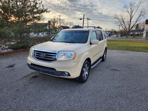 Used 2012 Honda Pilot Touring image 1