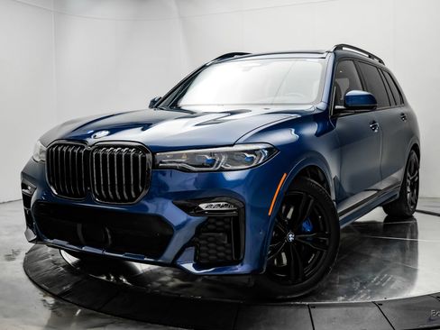 Used 2022 BMW X7 M50i w/ Dynamic Handling Package AWD/4WD image 4