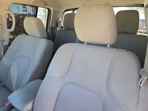 Used 2019 Nissan Frontier SV w/ Value Truck Package image 9