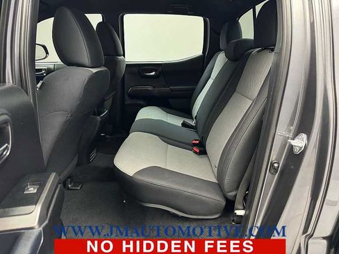 Used 2021 Toyota Tacoma TRD Sport w/ Technology Package AWD/4WD image 15