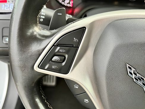 Used 2016 Chevrolet Corvette Z06 w/ 3LZ Preferred Equipment Group RWD image 19