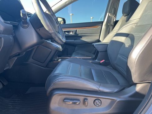 Used 2020 Honda CR-V Touring image 5