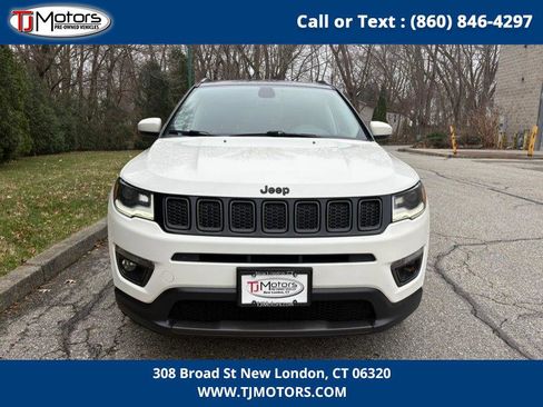 Used 2019 Jeep Compass High Altitude AWD/4WD image 3
