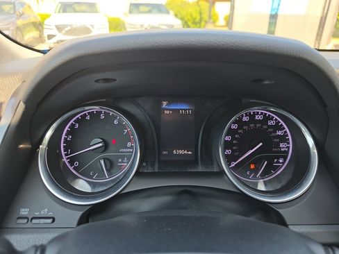 Used 2019 Toyota Camry LE FWD image 34