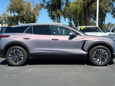 Used 2024 Chevrolet Blazer EV LT AWD/4WD image 4