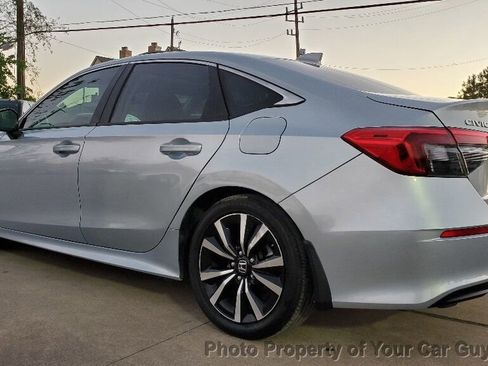 Used 2022 Honda Civic EX image 15