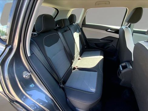 Certified 2025 Volkswagen Taos S FWD image 26
