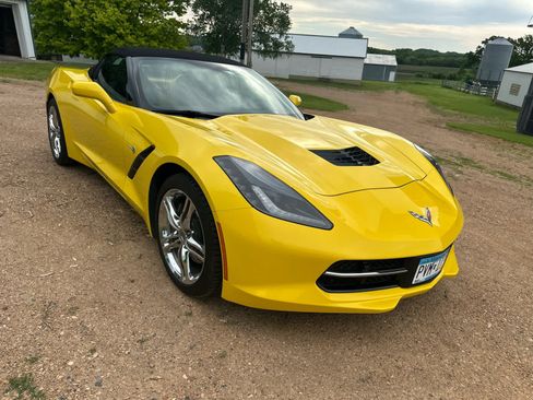 Used 2017 Chevrolet Corvette Stingray Convertible w/ 3LT Preferred Equipment Group RWD image 3