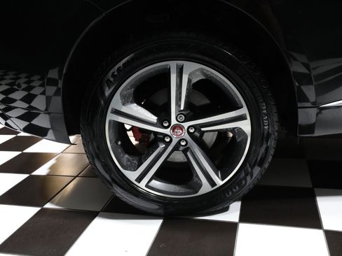 Used 2017 Jaguar F-PACE S AWD/4WD image 33