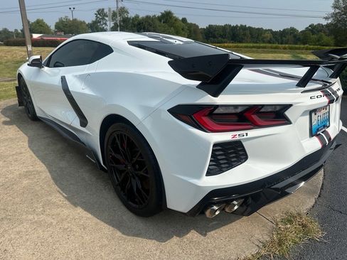 Used 2023 Chevrolet Corvette Stingray Preferred Cpe w/ Z51 Performance Package image 5