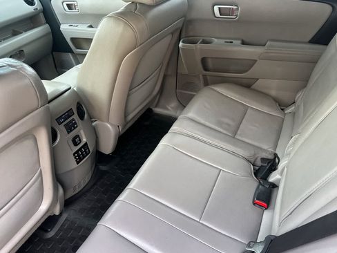 Used 2015 Honda Pilot Touring image 4
