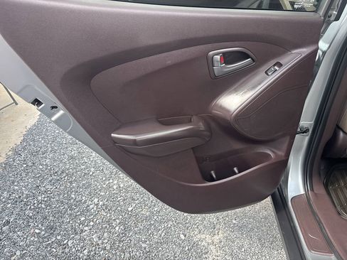 Used 2015 Hyundai Tucson GLS w/ Option Group 02 AWD/4WD image 15