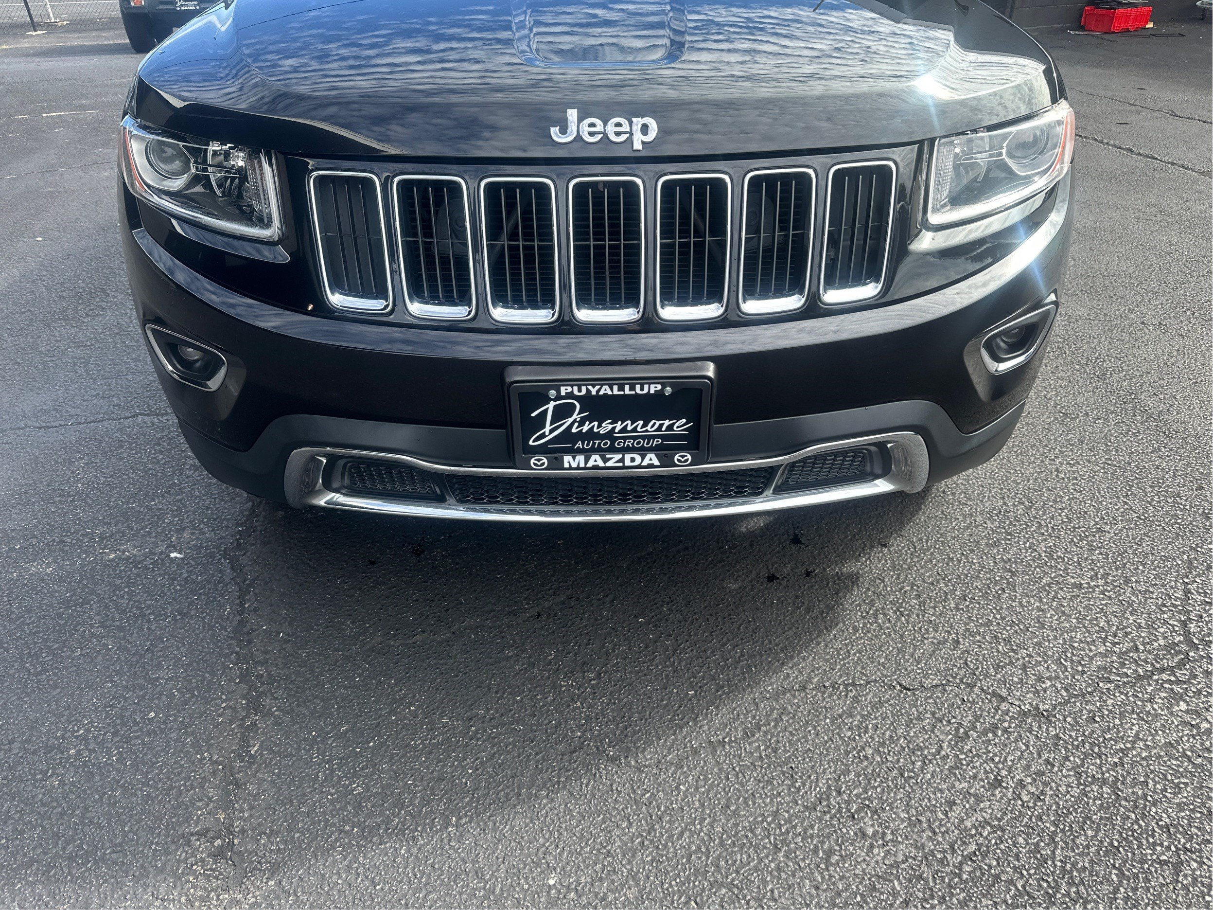 Used 2015 Jeep Grand Cherokee Limited w/ Trailer Tow Group IV AWD/4WD image 24