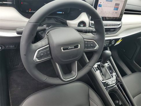 New 2026 Jeep Compass Limited w/ Sun, Sound & Navigation Group AWD/4WD image 19