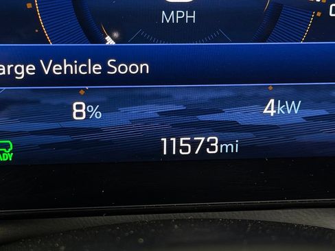 Used 2024 Chevrolet Blazer EV LT AWD/4WD image 18