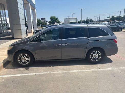 Used 2013 Honda Odyssey EX-L image 6