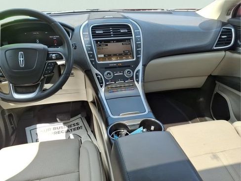 Used 2019 Lincoln Nautilus Reserve AWD/4WD image 10