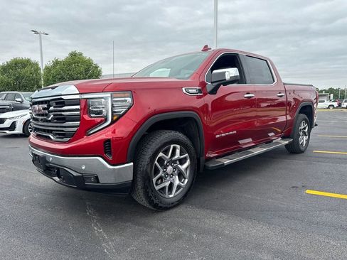 Used 2025 GMC Sierra 1500 SLT w/ SLT Premium Plus Package AWD/4WD image 2