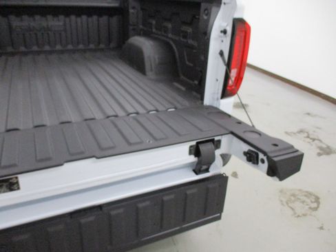 New 2026 GMC Sierra 1500 Denali w/ Denali Reserve Package image 15