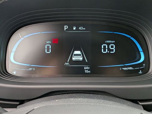 New 2025 Hyundai Venue SEL image 9