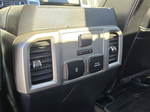 Used 2020 Ford F150 Lariat w/ Equipment Group 502A Luxury image 14