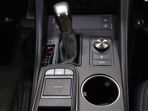 Used 2017 Lexus RC 350 AWD image 16