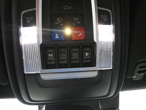 Used 2021 RAM 1500 Limited w/ Night Edition AWD/4WD image 15