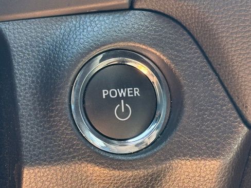 Used 2025 Toyota RAV4 XSE AWD/4WD image 26