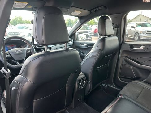 Used 2025 Ford Escape ST-Line Select AWD/4WD image 23