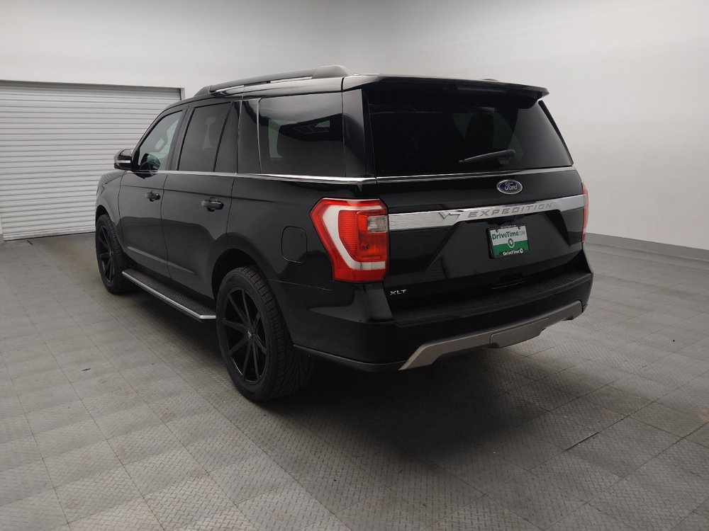 Used 2018 Ford Expedition XLT w/ Equipment Group 202A RWD image 5