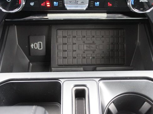 New 2026 Ford F150 Lariat w/ Equipment Group 502A High AWD/4WD image 39