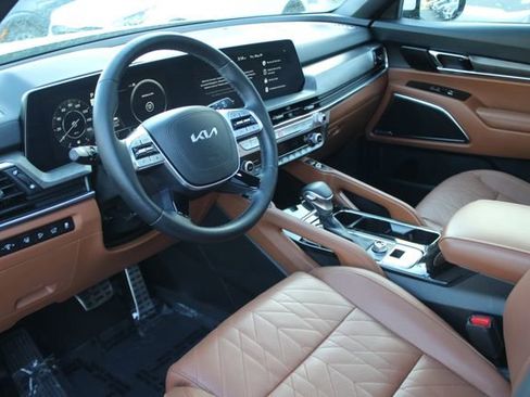 Used 2024 Kia Telluride SX X-Line AWD/4WD image 3