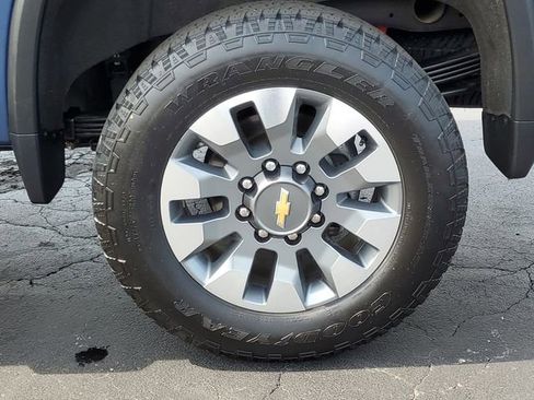 Used 2025 Chevrolet Silverado 2500 LT w/ All Star Edition AWD/4WD image 8