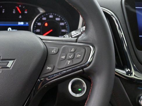 Used 2024 Chevrolet Equinox RS w/ RS Leather Package FWD image 16