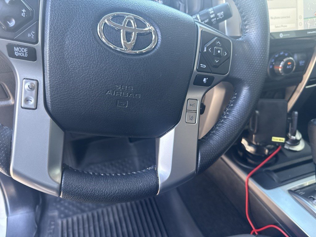 Used 2021 Toyota 4Runner SR5 Premium w/ Moonroof Package AWD/4WD image 18