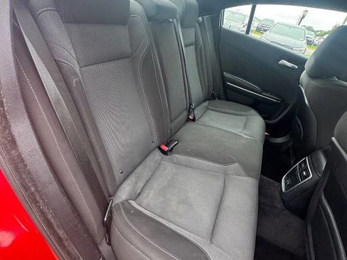 Used 2015 Dodge Charger SXT image 20
