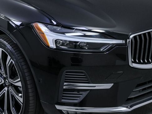 Certified 2023 Volvo XC60 B5 Ultimate w/ Climate Package FWD image 40
