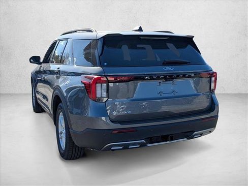 New 2026 Ford Explorer Active w/ Active Comfort Package image 8