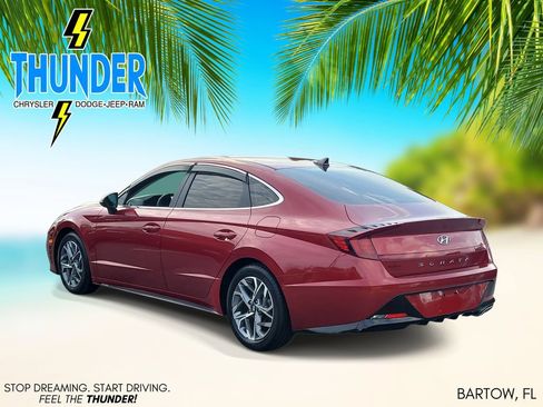 Used 2023 Hyundai Sonata SEL w/ Cargo Package FWD image 3