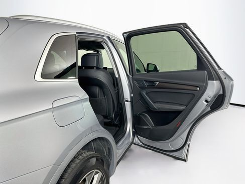 Used 2024 Audi Q5 2.0T Premium Plus AWD/4WD image 31