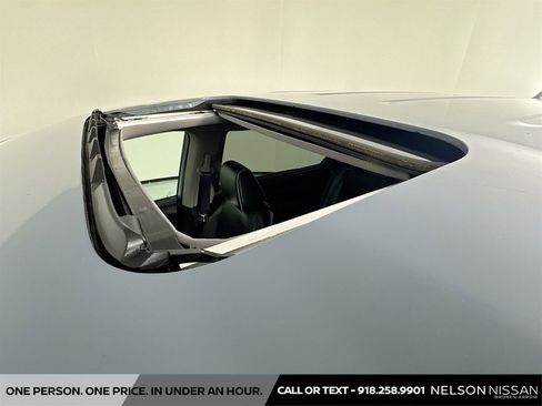 Used 2024 Honda Odyssey Elite image 22