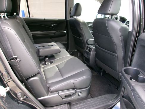 Used 2021 Honda Pilot Special Edition image 11