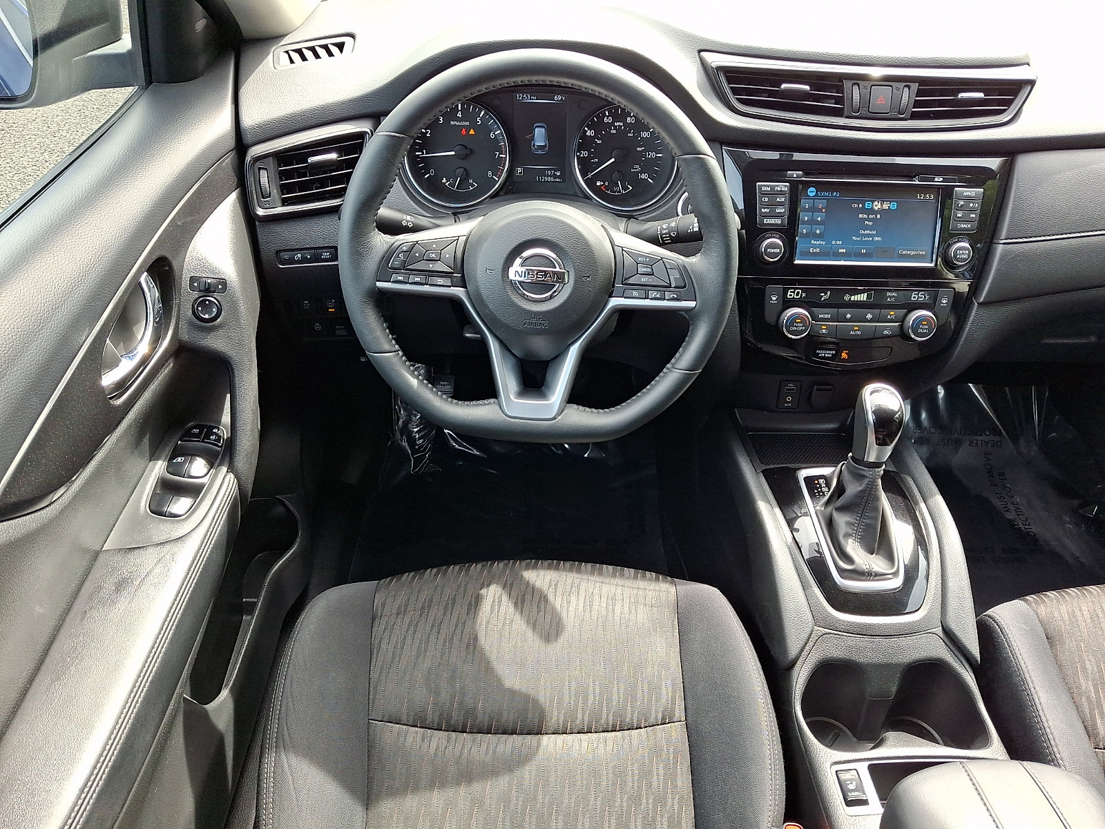 Used 2017 Nissan Rogue SV w/ SV Premium Package AWD/4WD image 11