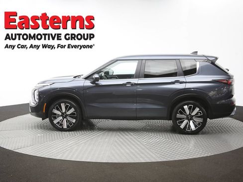 Used 2025 Mitsubishi Outlander SE AWD/4WD image 61