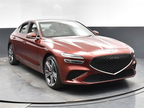 Used 2025 Genesis G70 2.5T w/ Sport Prestige Package image 2