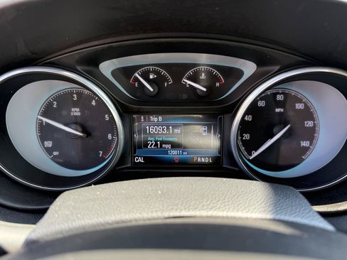 Used 2018 Buick Envision Essence w/ LPO, Active Package AWD/4WD image 10