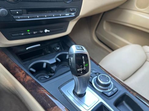 Used 2011 BMW X5 xDrive35i w/ Technology Pkg AWD/4WD image 36