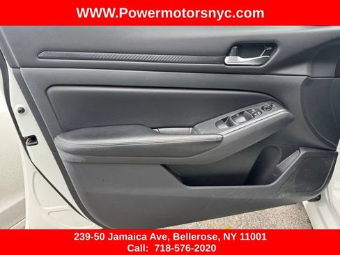 Used 2024 Nissan Altima 2.5 SV w/ SV Premium Package FWD image 24